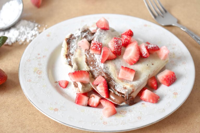 Strawberry Nutella Crepes and Crepe Fettuccine Dip n' Dip Copycat
