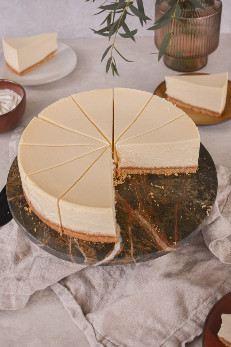 rich and creamy cheesecake slices