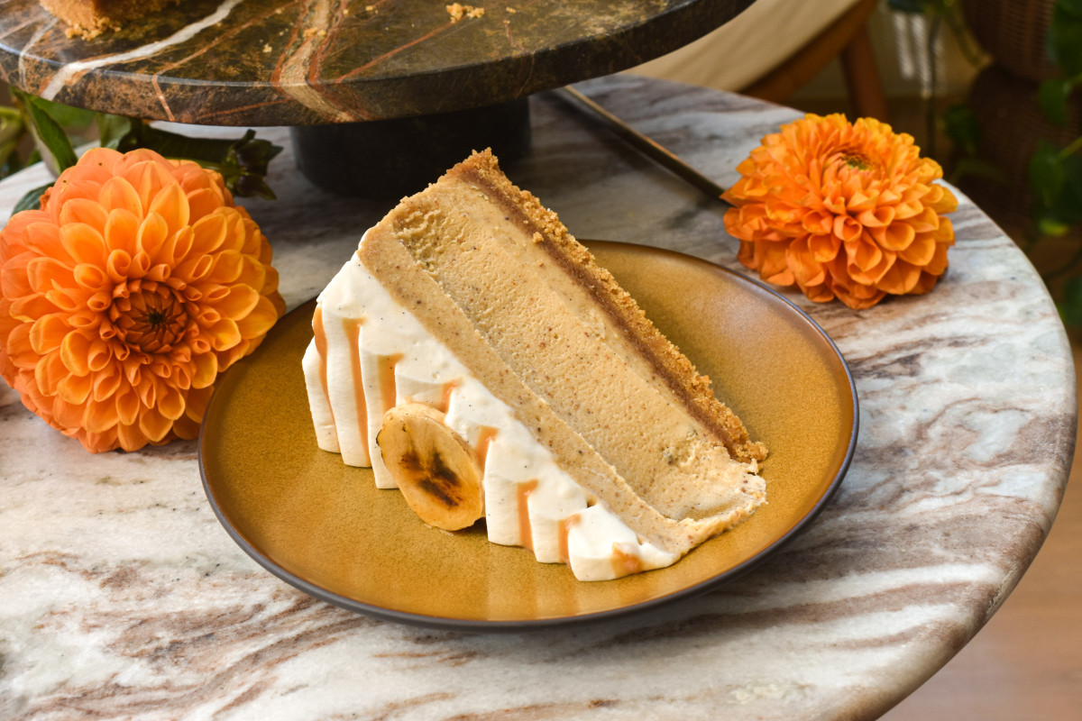 Banoffee Cheesecake with whipped cream and caramel